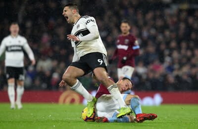 fulham_mitrovic.
